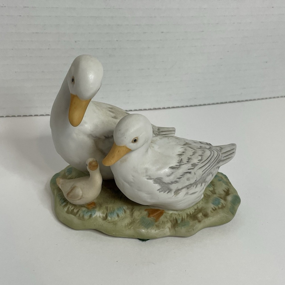 HOMCO 1425 Duck/Goose Family 4.5" Ceramic Porcelain Figurine